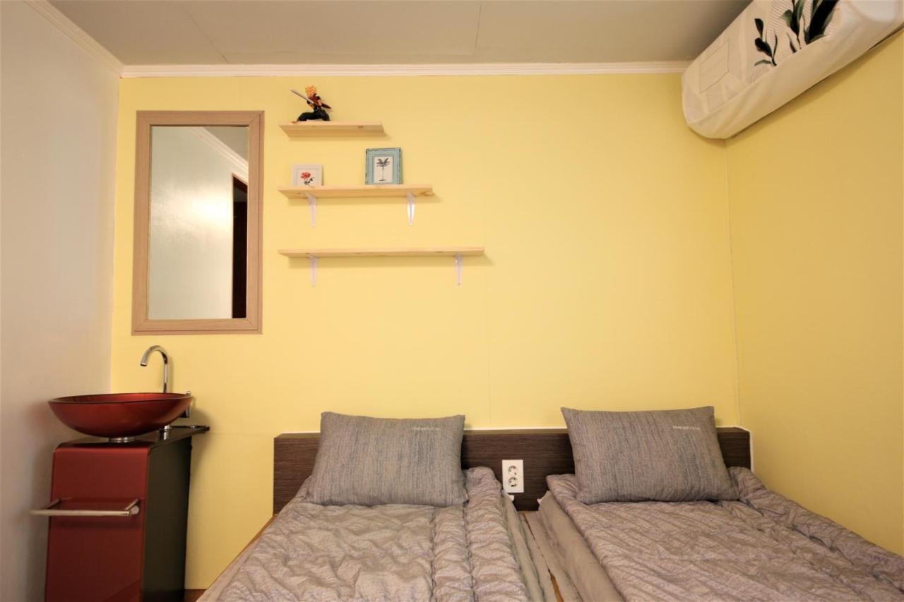 Twin Panda Guesthouse سيول المظهر الخارجي الصورة